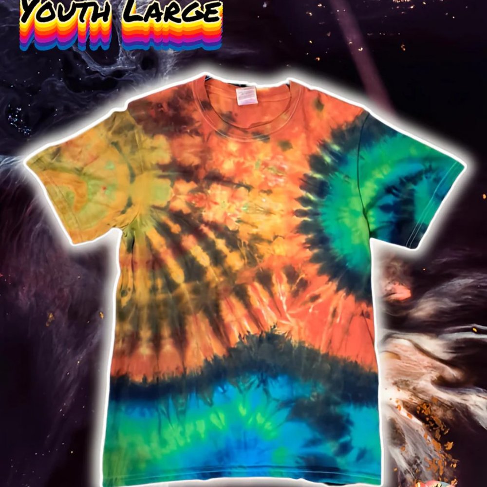 [Hand Dyed] Tie Dye Youth Shirt